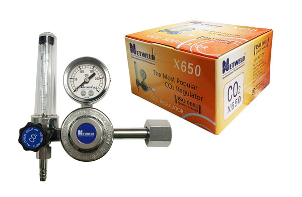 CO2 REGULATOR MODEL:CO650-NW